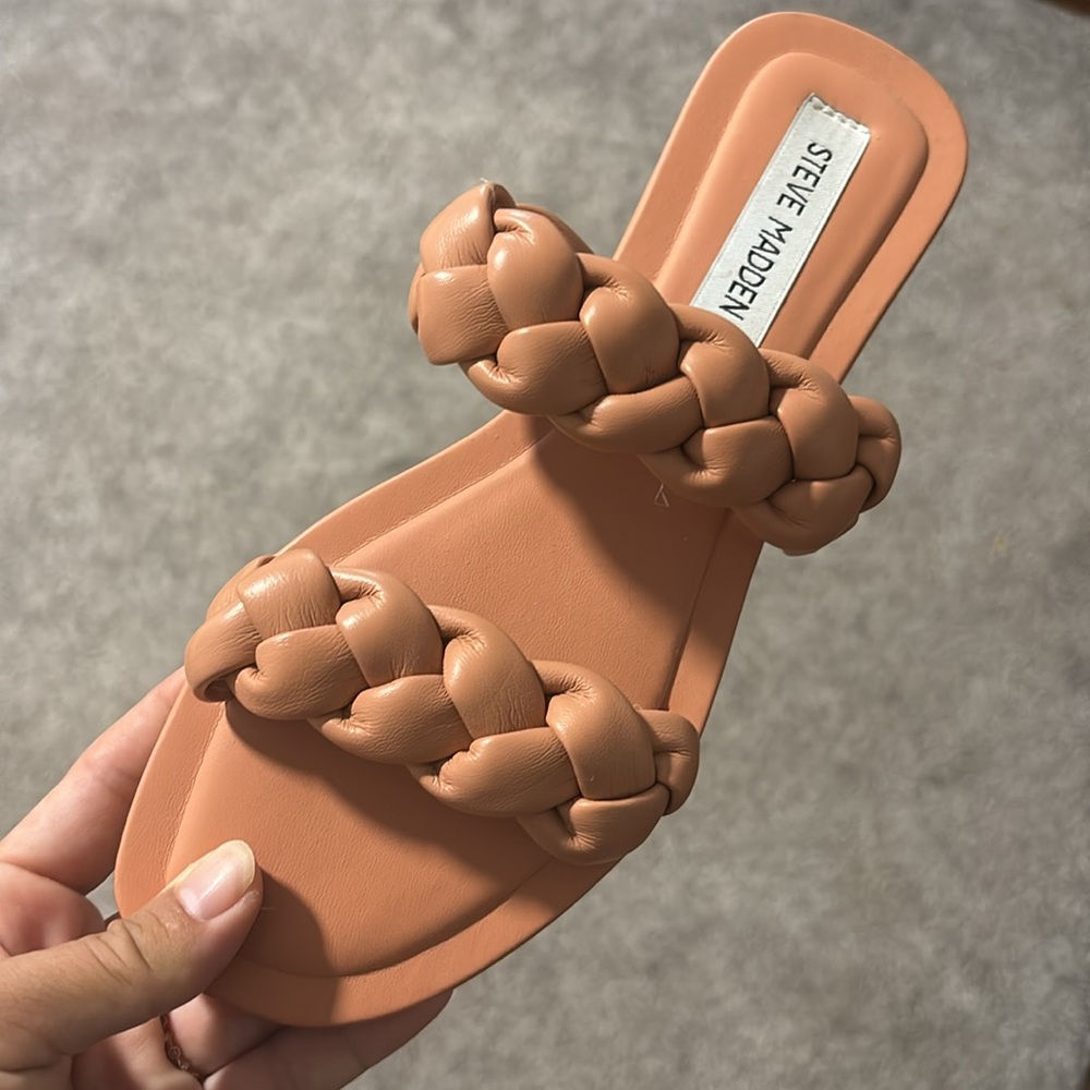 Steven Madden flats